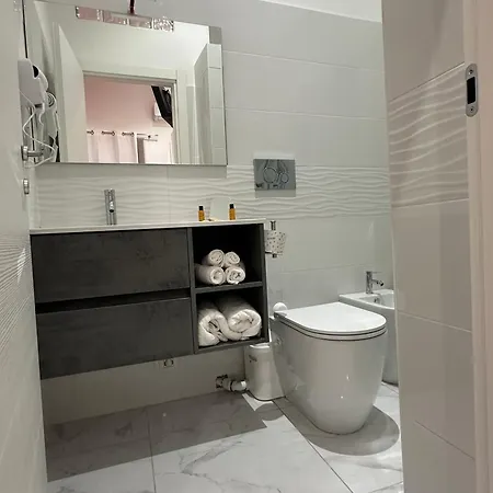 Santa Chiara Garden View לינה וארוחת בוקר נאפולי